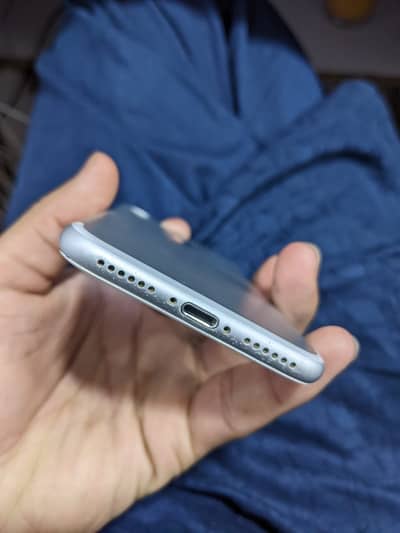 Apple iPhone 7