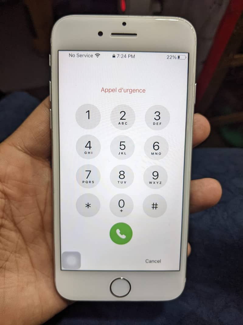Apple iPhone 7 1