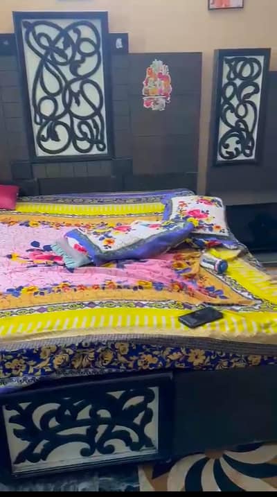 bed almari or dressing 3no sale Karna ha