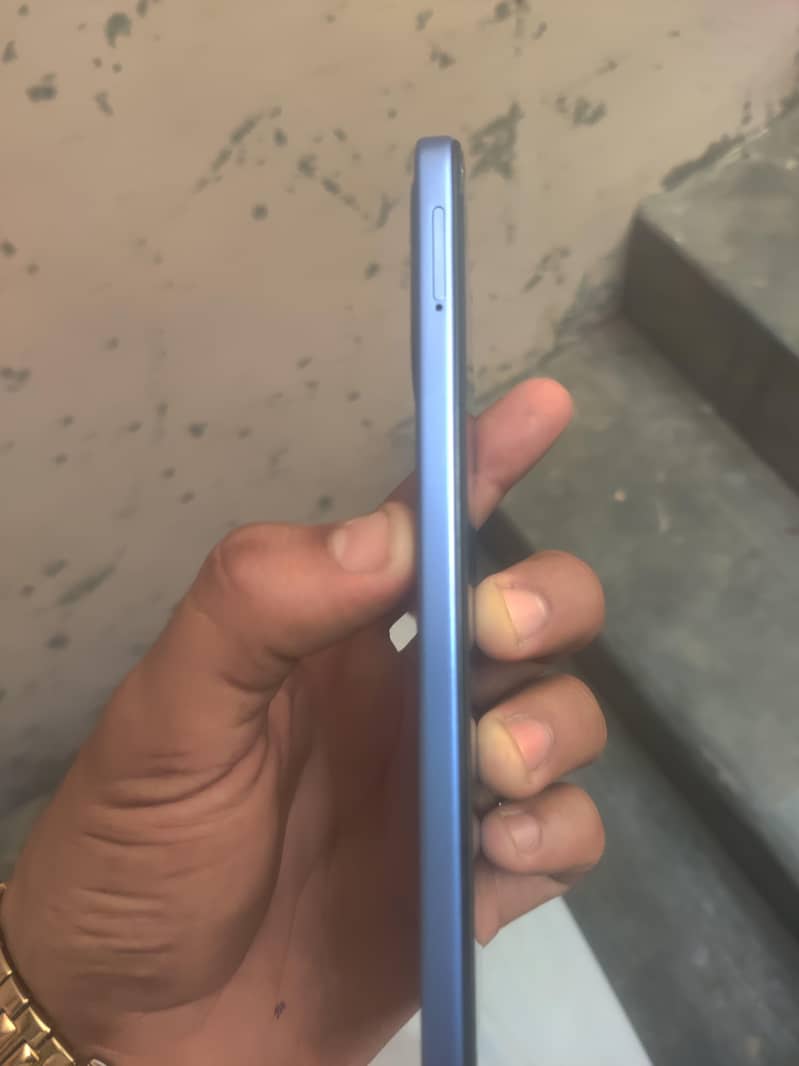 tecno spark40 4