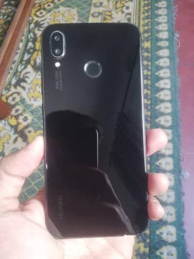 Huawei p20 lite,4/128 ,4G LTE urgent sell