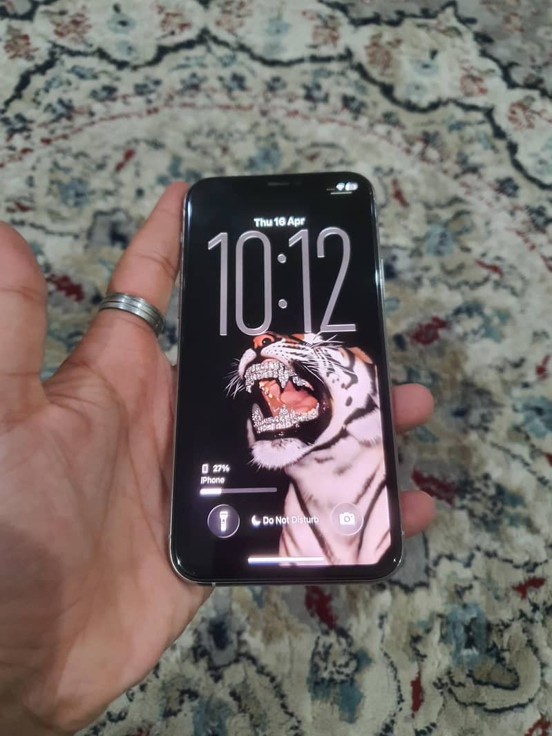 iphone 11 pro 2