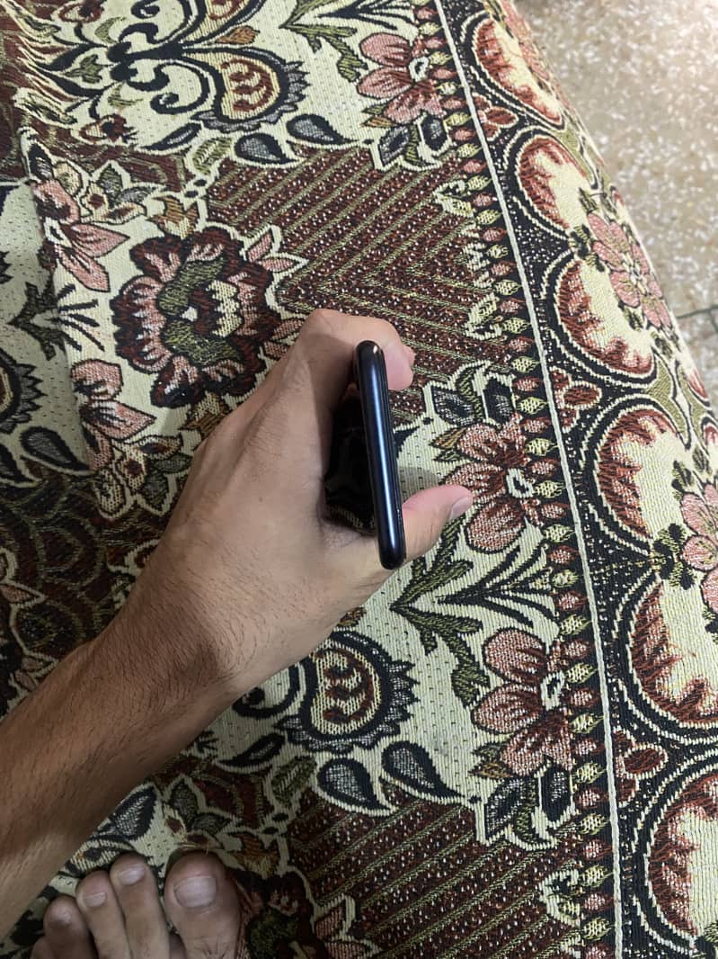 Apple iPhone SE 3