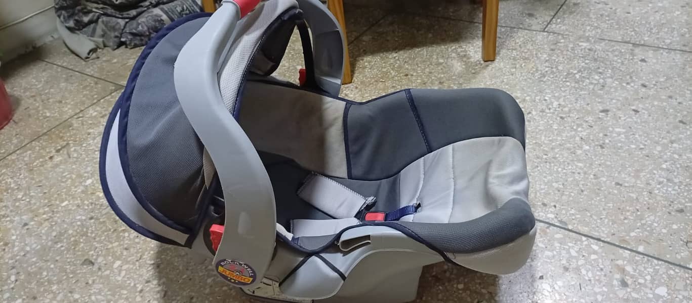 Carry cot 4