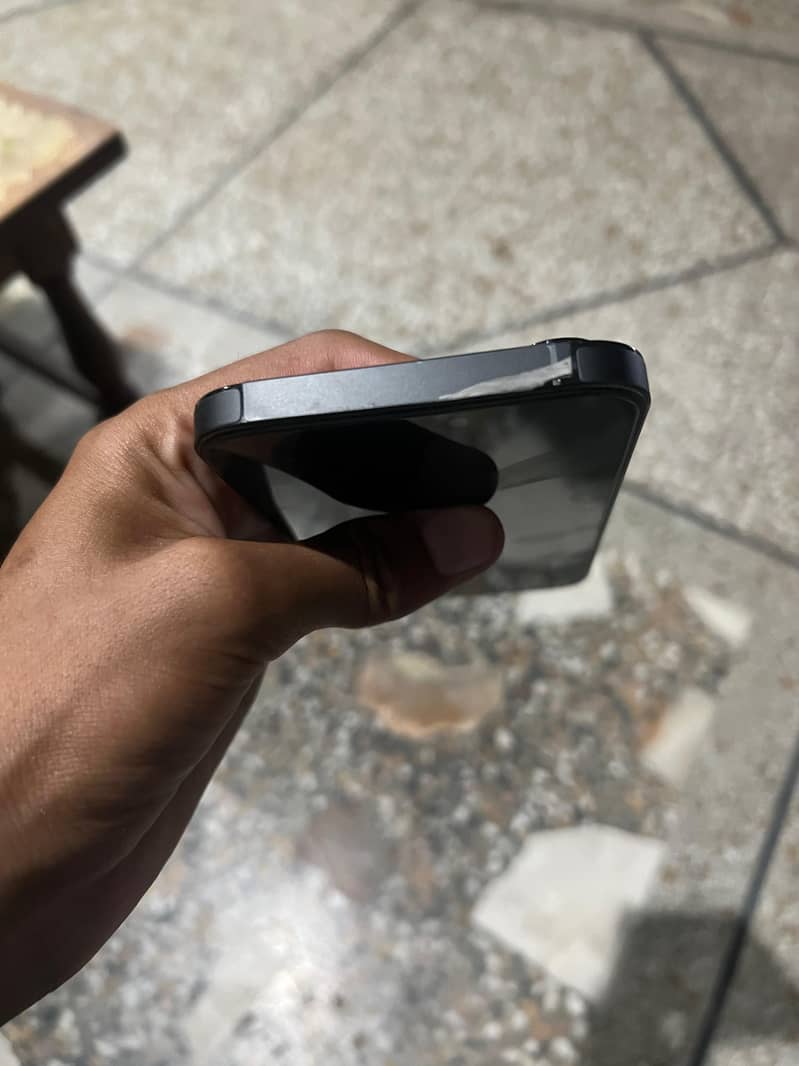 Iphone 14 pro max 3