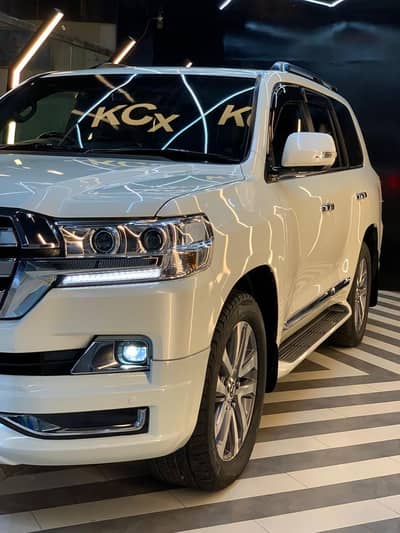 Land Cruiser ZX