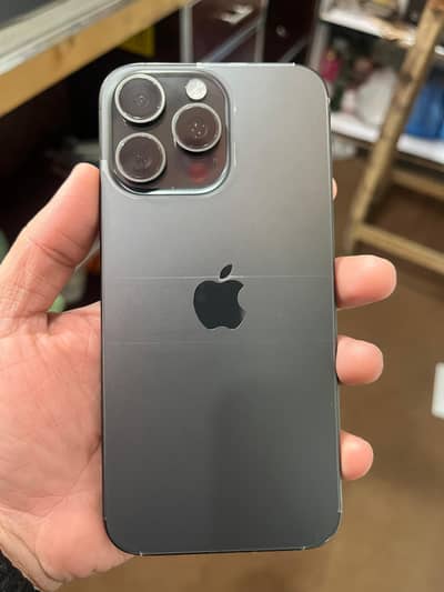 15 Pro Max 256 GB Jv Black Titanium 10/10