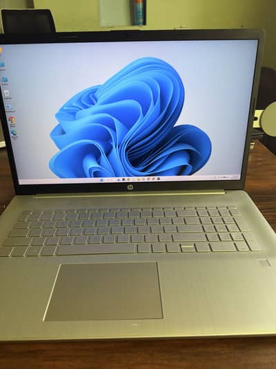 HP Laptop 17 | Core i7 11th Gen | 16GB RAM | 512GB SSD | 17.3” Display