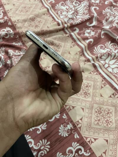 iPhone 11 Pro 256 GB PTA APPROVED OFFICIAL