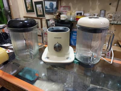 Kenwood kMix cream blender, model BLX52.