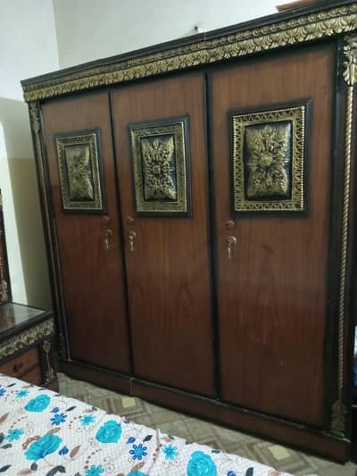 chinionti bedroom furniture set