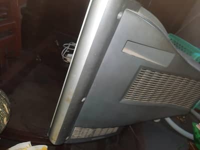 television with good condition