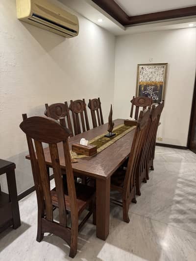 Solid Wood Dining Table Set (8 Seater) – Good Condition