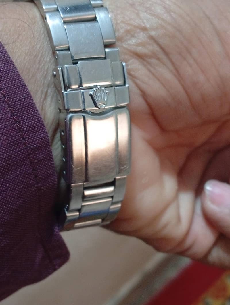Watch 2