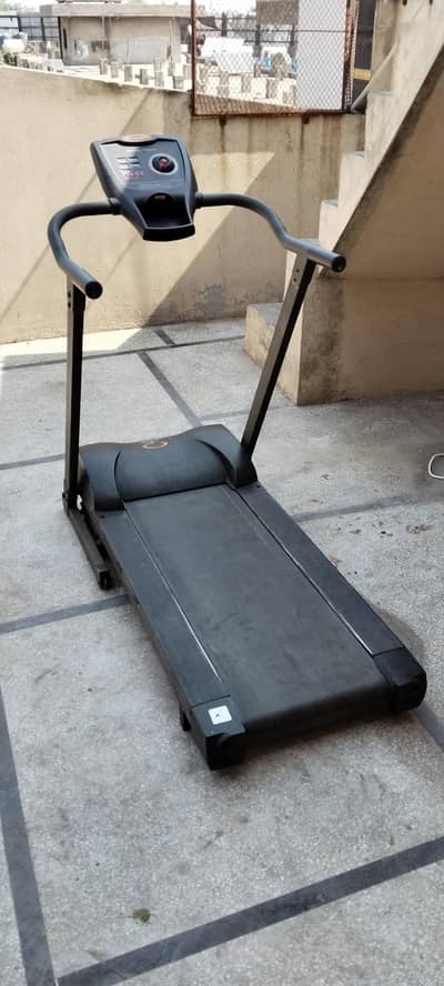 green master electric tread mil in good condition