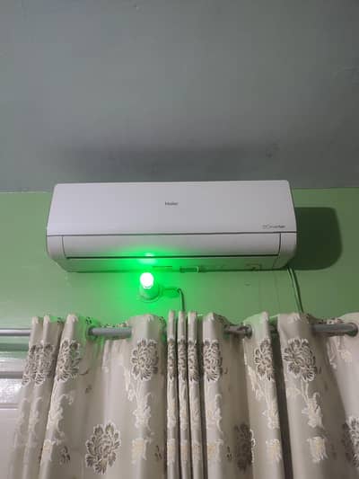 Haier ac with ampere Lock Device