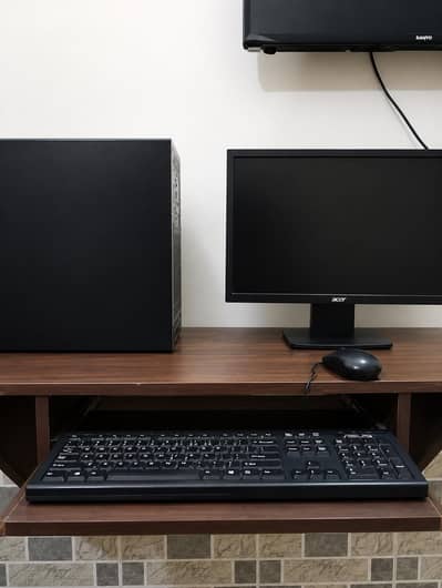 Dell core I 5 4th generation desktop 16GB RAM 120 SSD + HDD  FULL stup