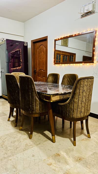 6 Seater Dining Table With Marble Table