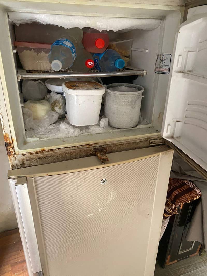 Dawlance fridge 2