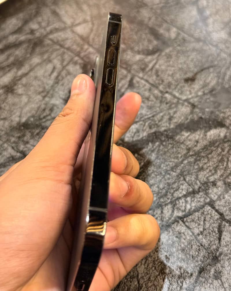 Iphone 14 pro 4