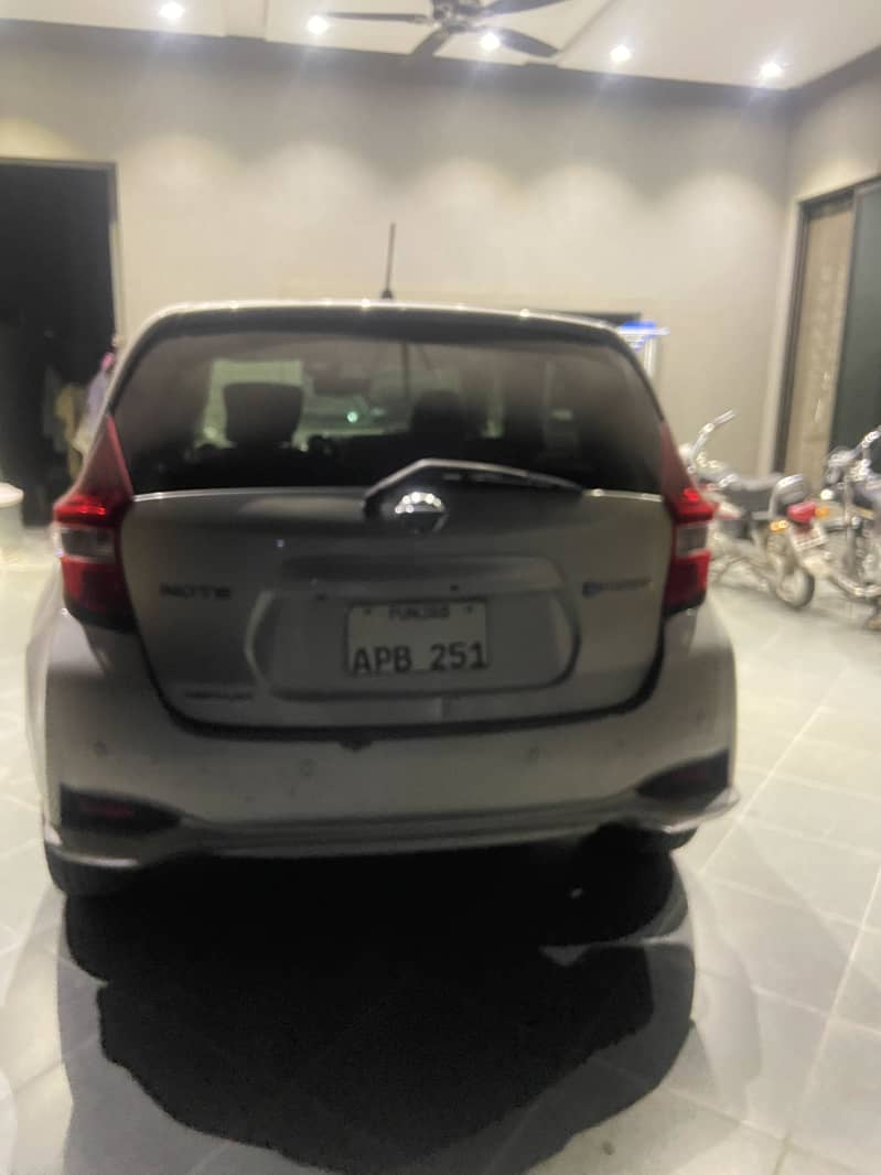 Nissan Note e power 0