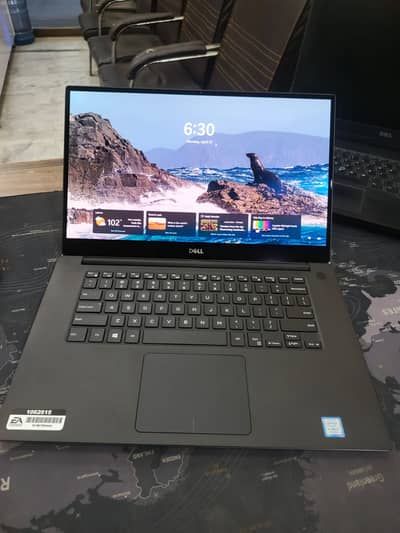 Dell XPS 15 7590 Core i7-9750H 9th Gen 32GB 512GB GTX 1650 4GB 4K Dis