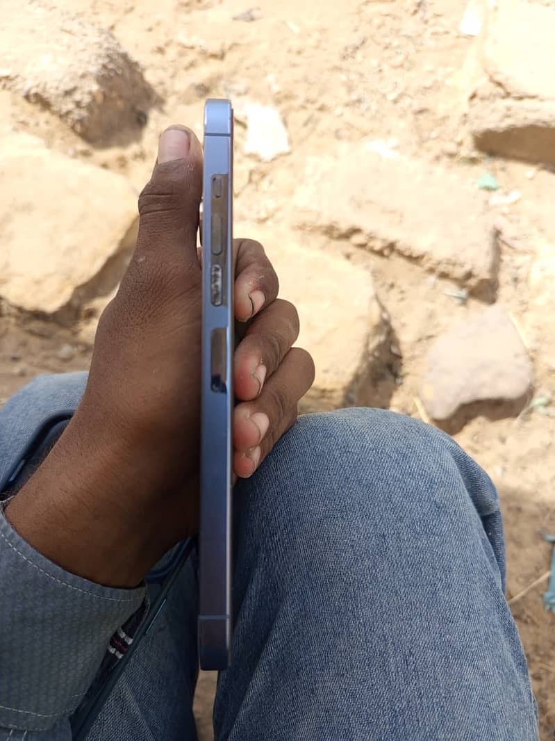 iphone 13 pro max 4