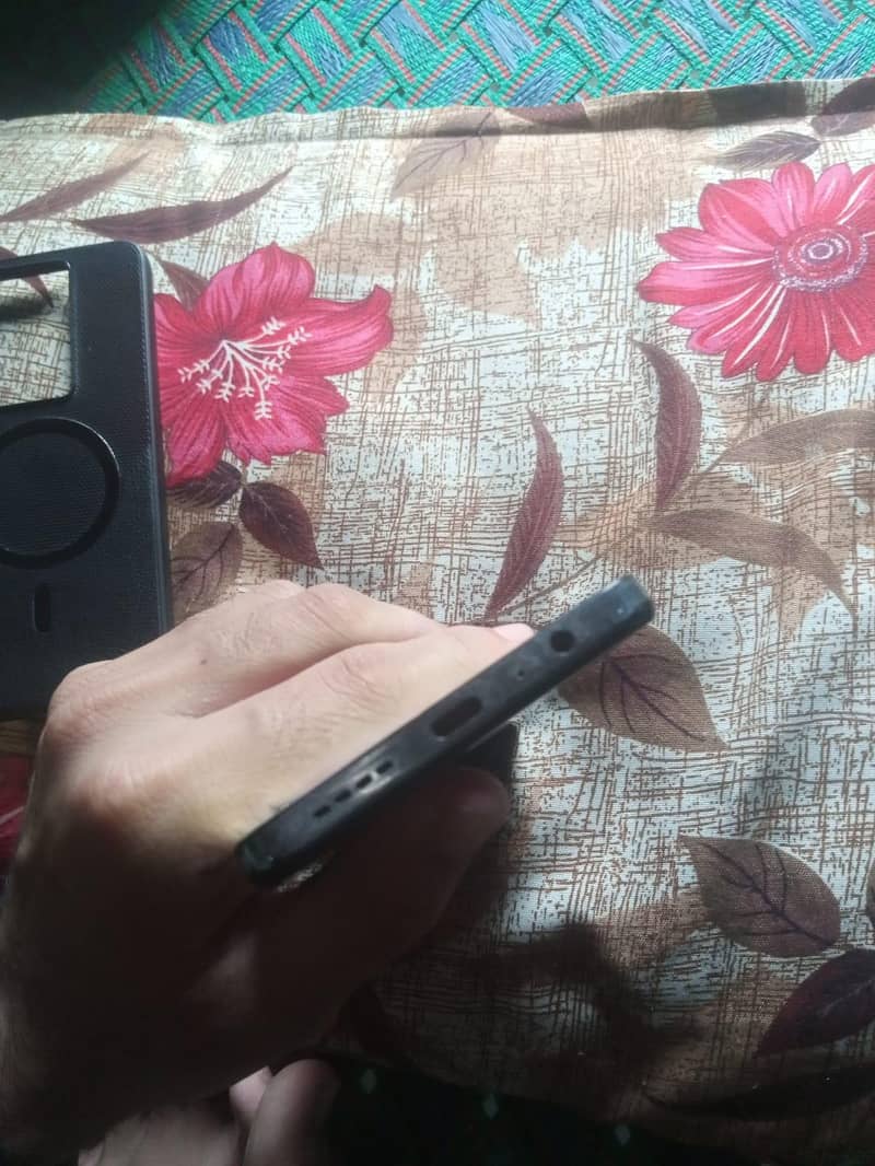 INFINIX NOTE 30 1