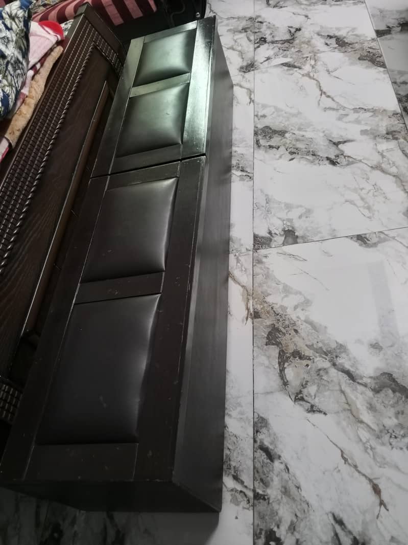 bed side bench 1