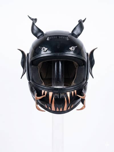 The urban predator helmet Tactical Custom Helmet.