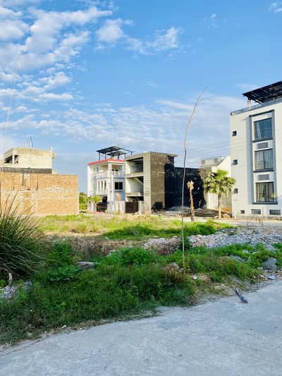 10 Feet With Parking 6 Marla Commercial Plot For Sale