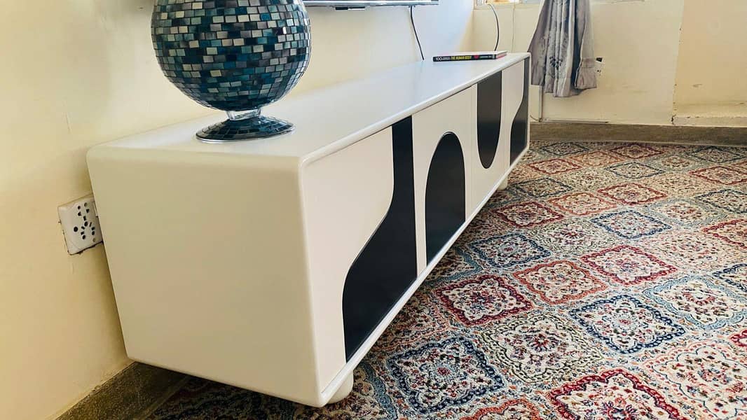 tv console 2