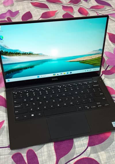 Dell XPS 13 9360 core i7 8th Gen laptop