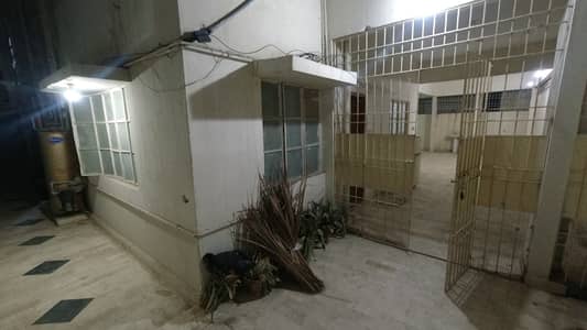 This Property Direct From Owner.   400 Yards House G+1 Block L North Nazimabad.