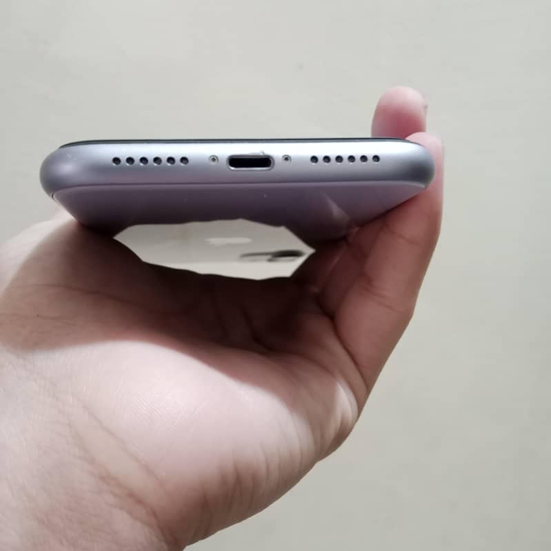 iphone 11 4