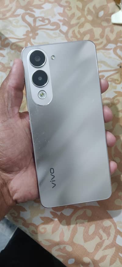 Vivo Y04