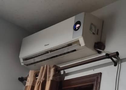 dawlance split 1 ton ac in working condition