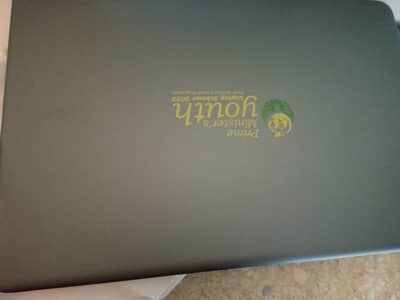 selling laptops