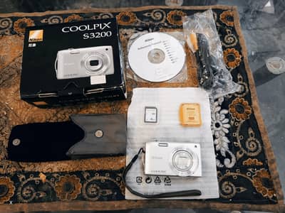 NIKON Coolpix S-3200