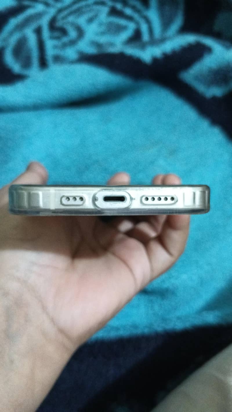 Iphone 12 4