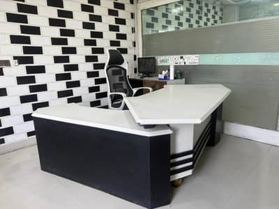 Used Office Table for Sale – Good Condition