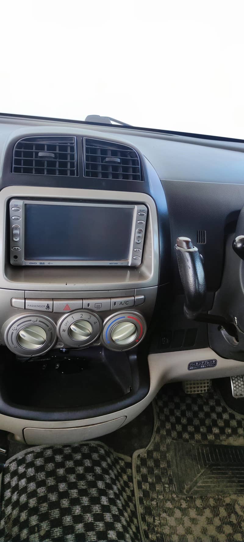 Toyota Passo 2007 | Red | Hatchback 10