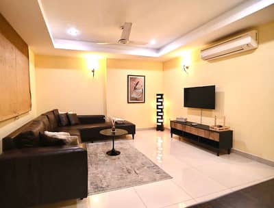 Daily basis luxury Furnished apartment available