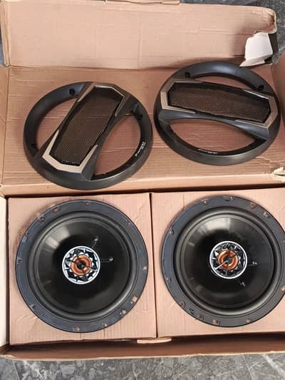 car woofers of JBL 6.5 inches