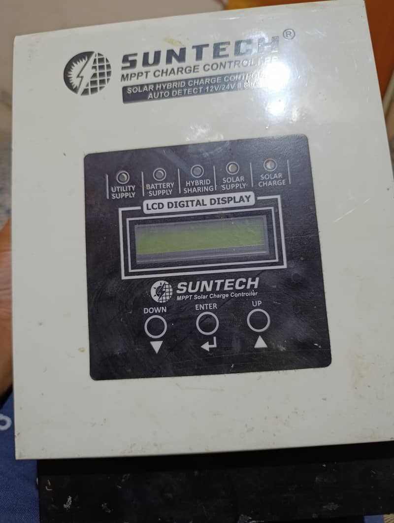 MPPT solar charger controller 0