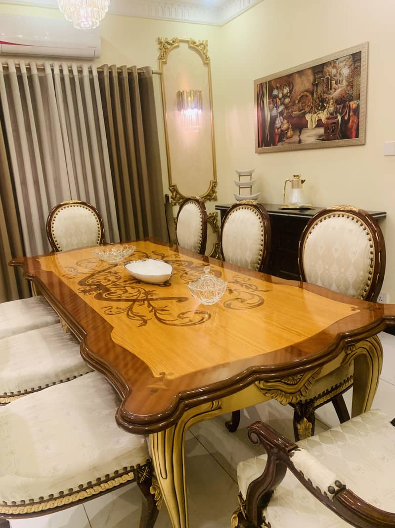 solid dinning 8 seater 3