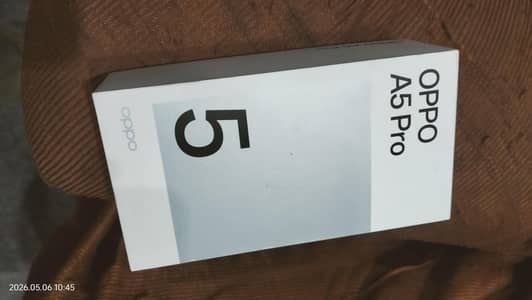 oppo A5 pro best scratch less condition. . .