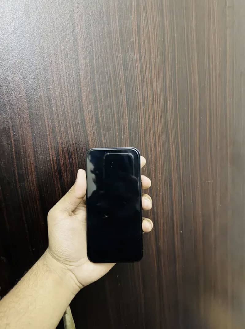 iPhone 14 1