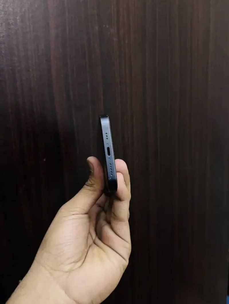 iPhone 14 5
