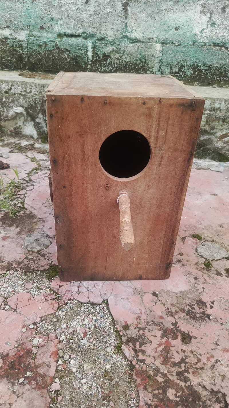 Breeding Box 2